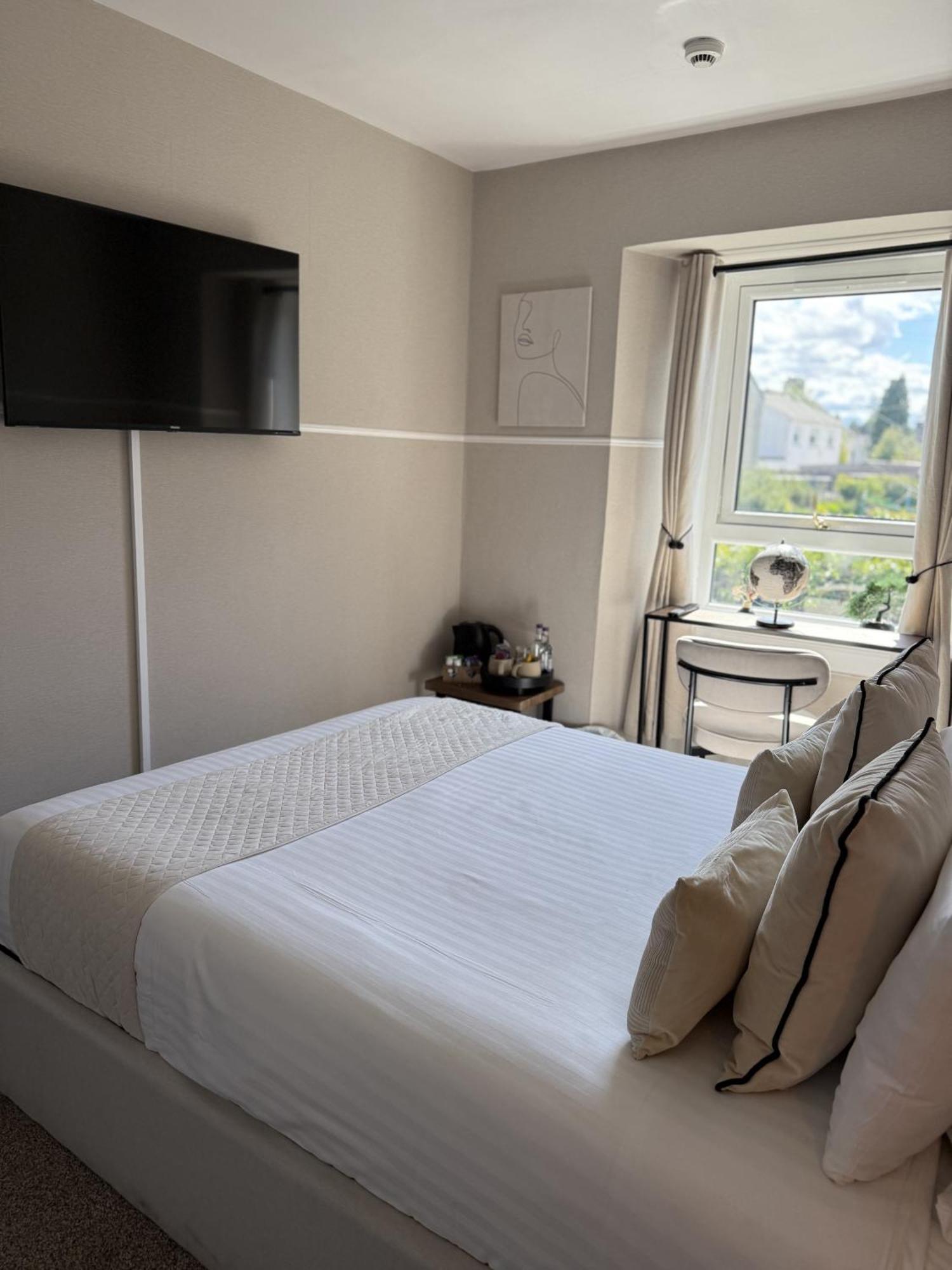 The Glendevon Hotel Auchterarder Rom bilde