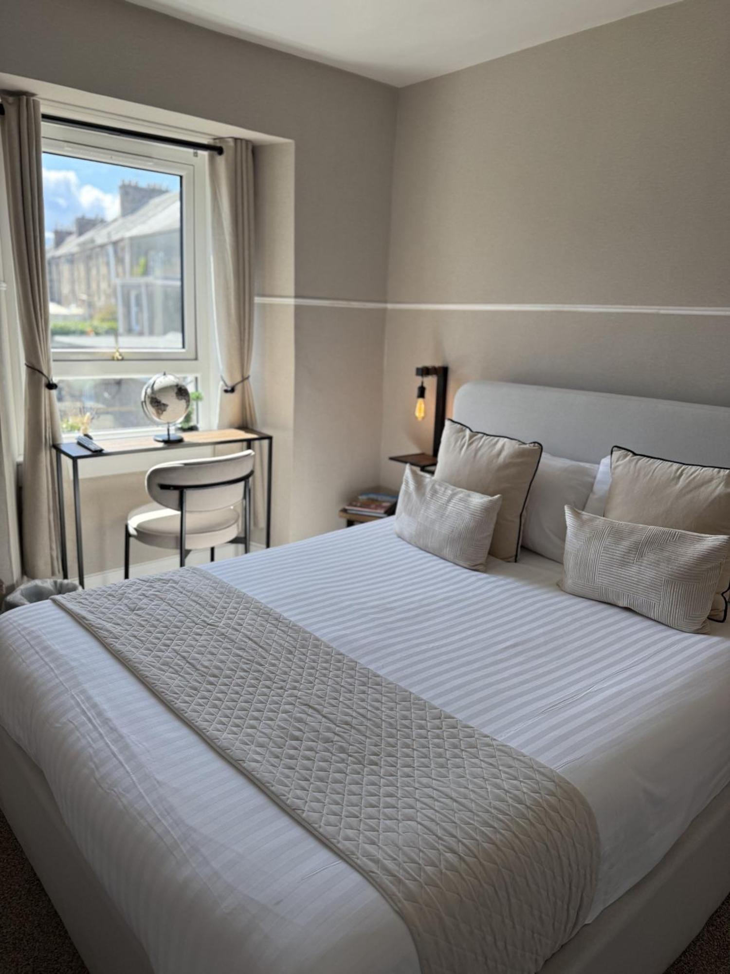 The Glendevon Hotel Auchterarder Rom bilde